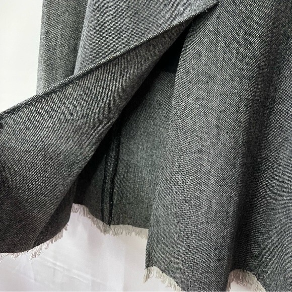 British Khaki Tweed Gray Wool Blend Asymmetrical Fringe Hem Skirt Size 10 - Picture 5 of 8